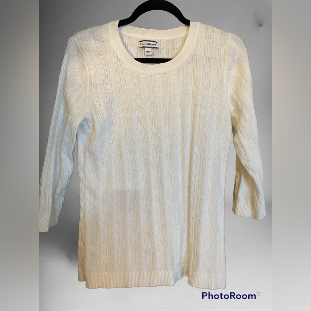 Women’s Croft and barrow white 3/4 sleeve sweater- size large
